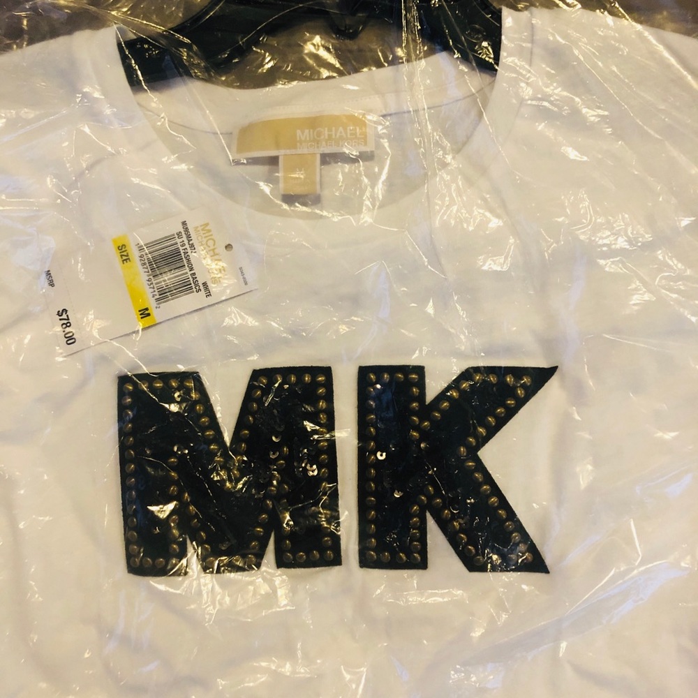 ❗️SOLD❗️T-Shirt